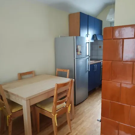 Apartma E&e *